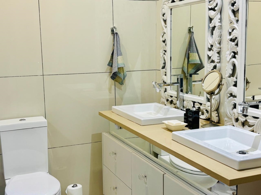 4 Bedroom Property for Sale in Riviera Glen Security Estate Free State